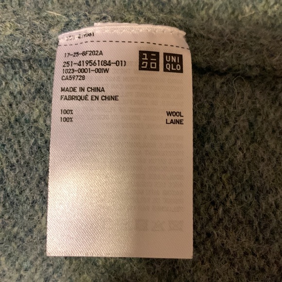 Uniqlo 100% wool jacket hooded - Picture 4 of 4